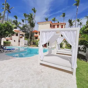 Villa Los Corales 2 Bedrooms - Swimming Pool Wifi Bbq Parking, Punta Cana